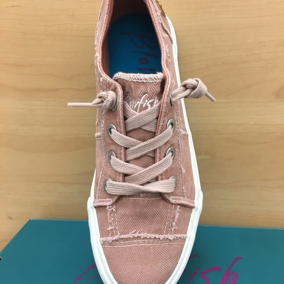 🌸RESTOCK 💕Dirty Pink Blowfish Sneakers 🐡W - Picture 2 of 9